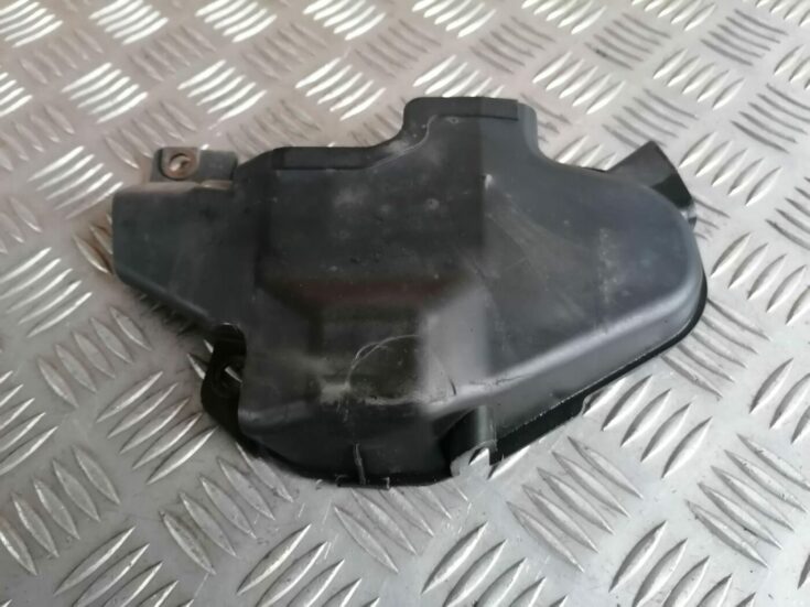 Pārsega slēdzenes plastmasas uzlika priekš HONDA ACCORD 2003 SILVER