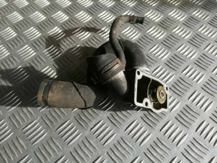 Termostata korpuss priekš OPEL VECTRA C 2002