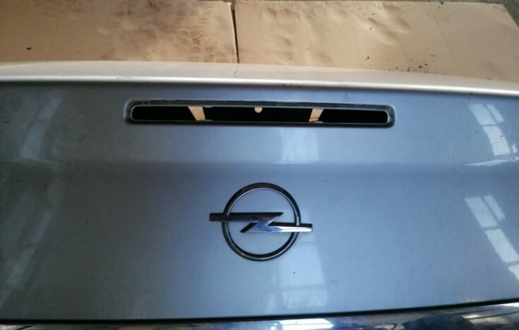 Bagāžnieka vāks priekš OPEL VECTRA C 2002