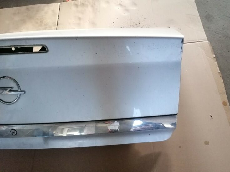Bagāžnieka vāks priekš OPEL VECTRA C 2002