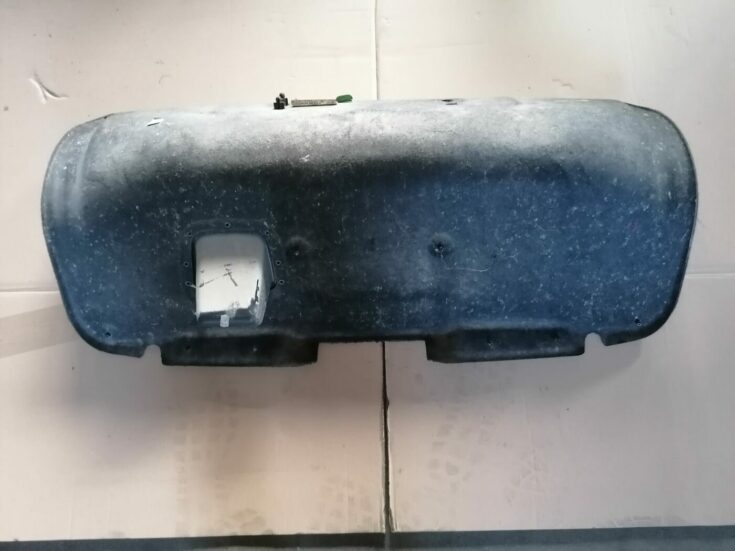 Bagāžnieka vāka liela apdare priekš OPEL VECTRA C 2002