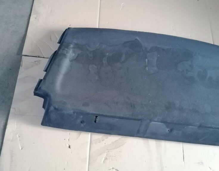 Bagāžnieka nodalījuma plaukts priekš OPEL VECTRA C 2002