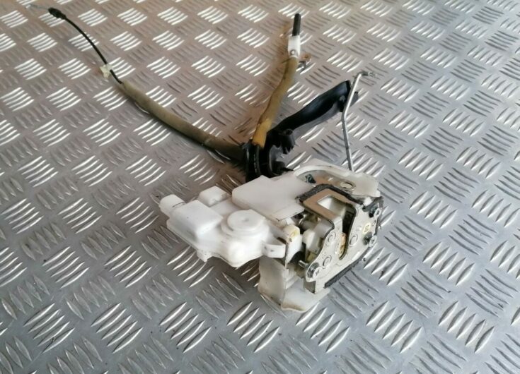 Priekšējo labo durvju slēdzene priekš HONDA ACCORD 2008