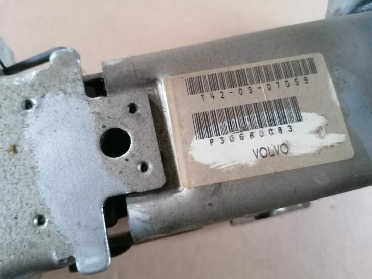Stūres statne priekš VOLVO S60 2004