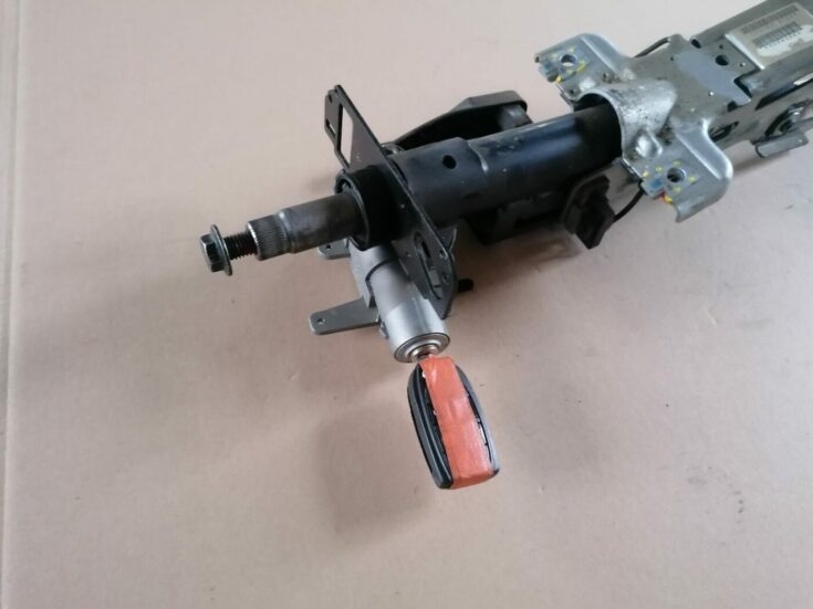Stūres statne priekš VOLVO S60 2004