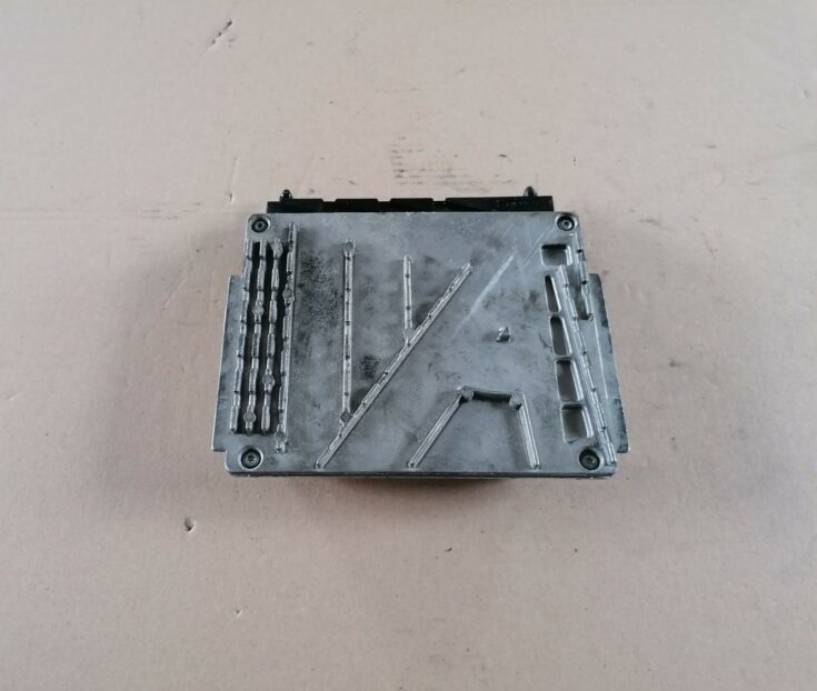 Dzinēja vadības bloks priekš VOLVO S60 2004