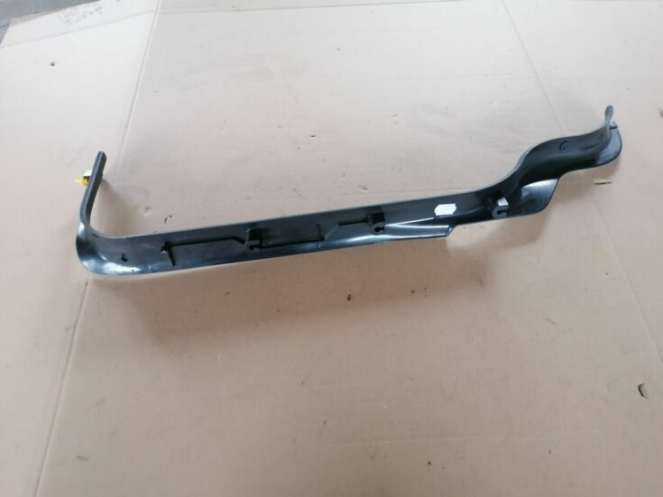 Sliekšņa priekšēja kreisa uzlika (salonā) priekš VOLVO S60 2004