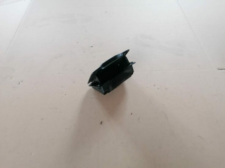 Pelnu trauks priekš VOLVO S60 2004
