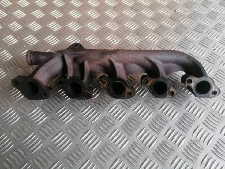 Izplūdes kolektors priekš VOLVO S60 2004