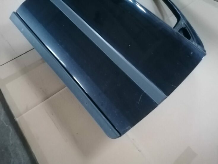 Priekšējās labās durvis priekš VOLVO S60 2004