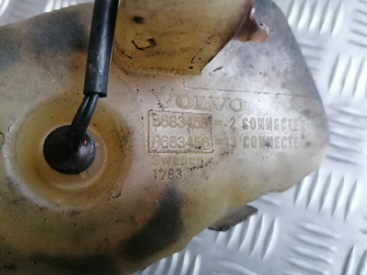 Dzesēšanas šķidruma tvertne priekš VOLVO S60 2004