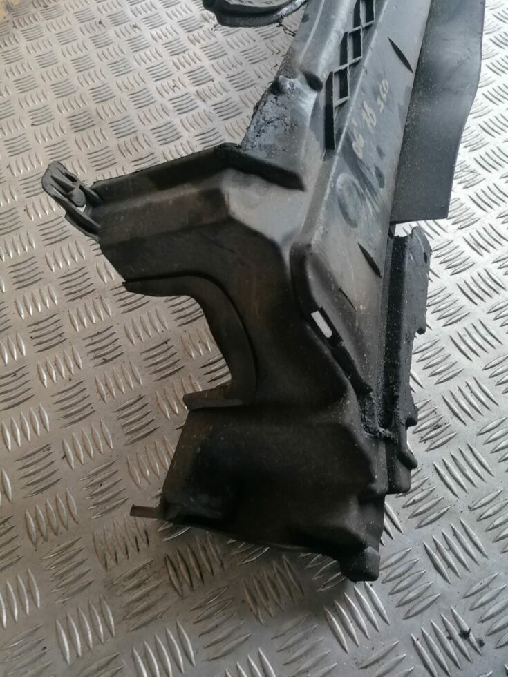 Priekšēja bufera aizsargs priekš VOLVO S60 2004