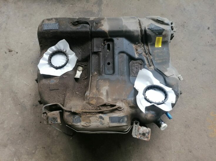 Degvielas tvertne priekš VOLVO S60 2004
