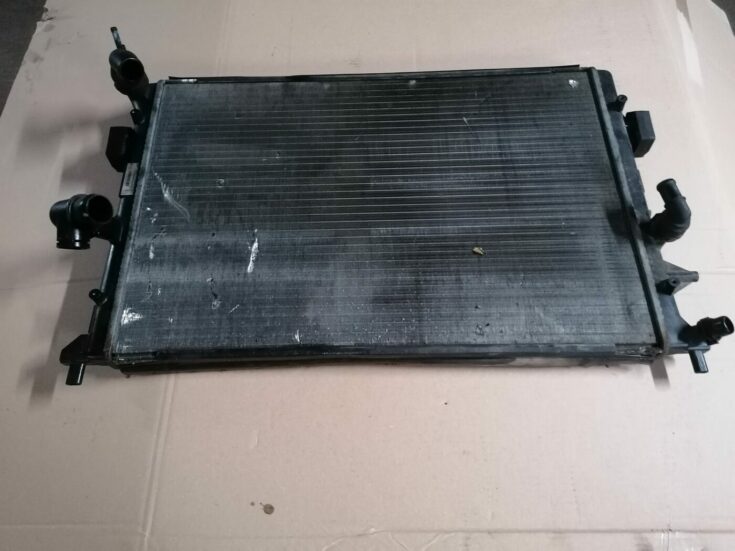 Dzesēšanas radiators priekš SKODA YETI 2012