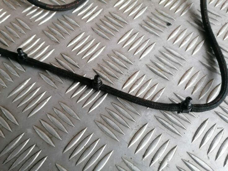Degvielas atgriešanas caurule priekš BMW 1 E87 2007 GRAPHITE