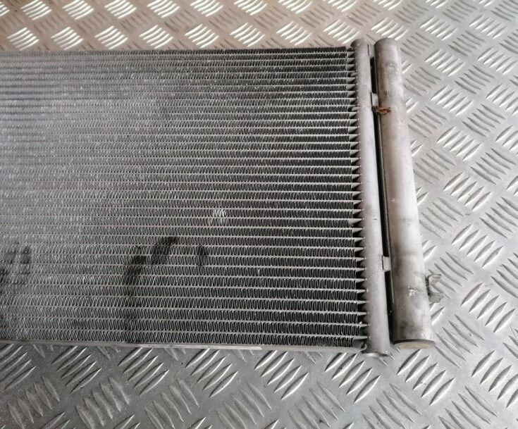 Gaisa kondicioniera radiators priekš BMW 1 E87 2007 GRAPHITE