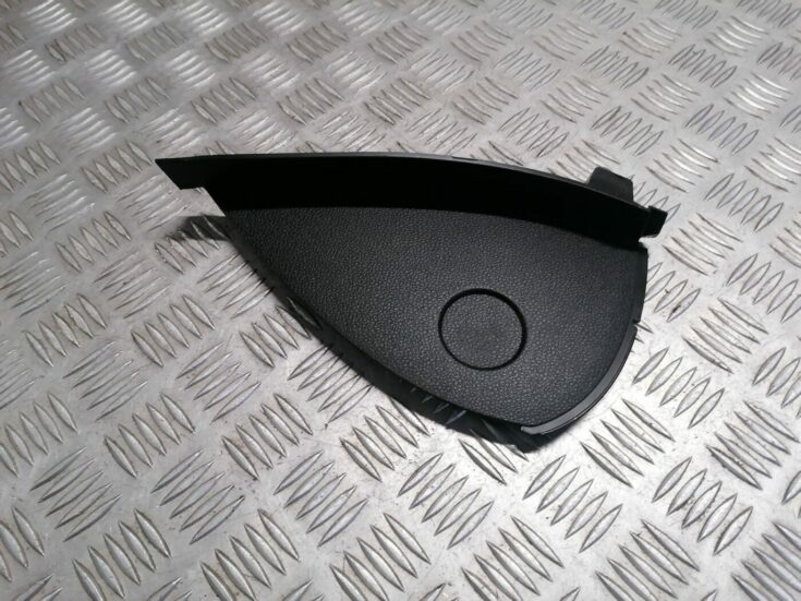 Mērinstrumentu paneļa sānu apdare priekš BMW 1 E87 2007 GRAPHITE