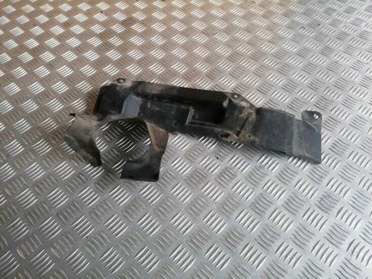 Dzinēja aizsargdaļas priekš BMW 1 E87 2007 GRAPHITE