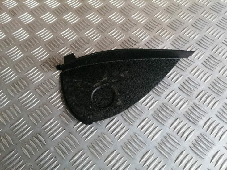 Mērinstrumentu paneļa sānu apdare priekš BMW 1 E87 2007 GRAPHITE