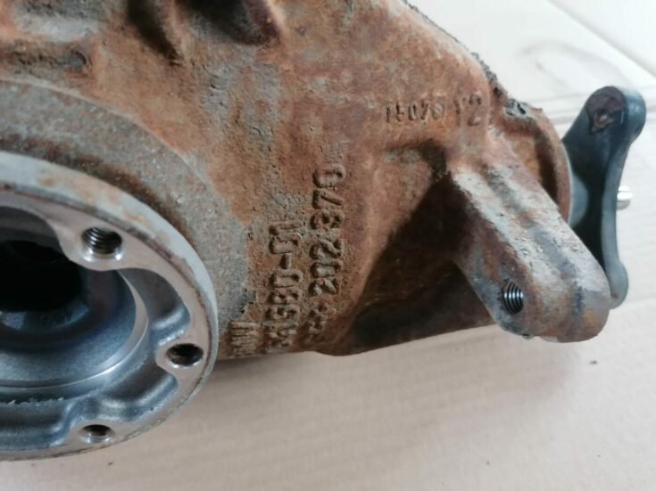 Aizmugurējais reduktors priekš BMW 1 E87 2007 GRAPHITE