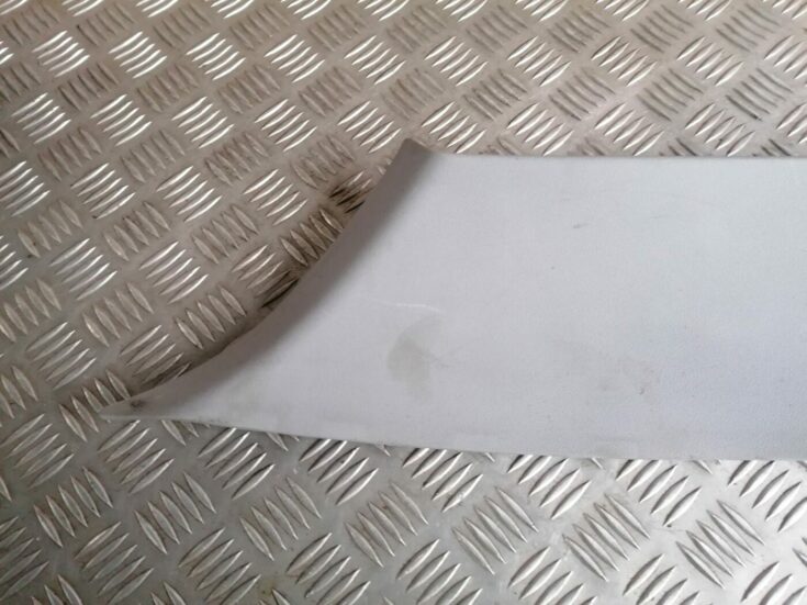 Aizmugurējas salona statnes apdare priekš BMW 1 E87 2007 GRAPHITE