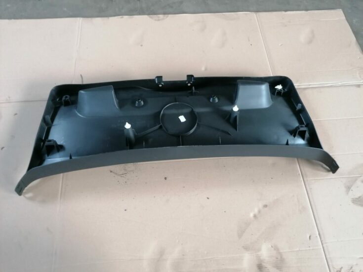 Bagāžnieka vāka liela apdare priekš BMW 1 E87 2007 GRAPHITE