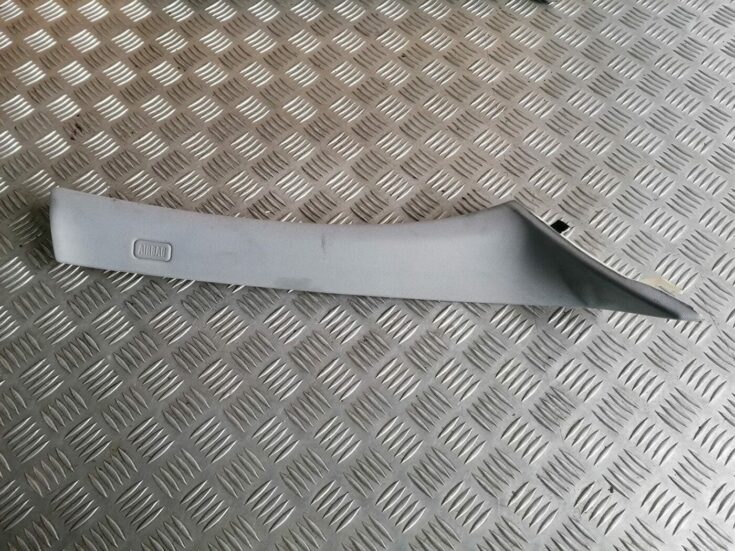 Priekšējas salona statnes apdare priekš BMW 1 E87 2007 GRAPHITE