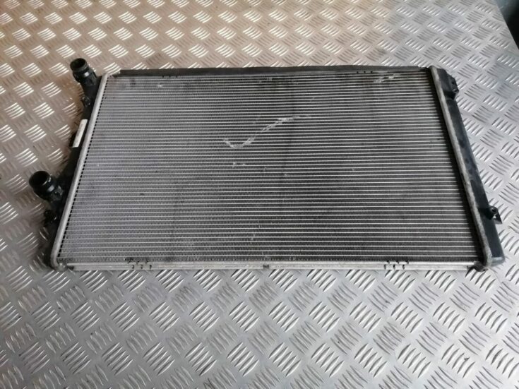 Dzesēšanas radiators priekš SKODA OCTAVIA 2012