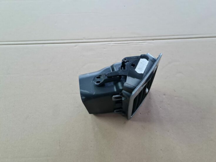 Mērinstrumentu paneļa gaisa vads, pa labi priekš PEUGEOT 307 2003