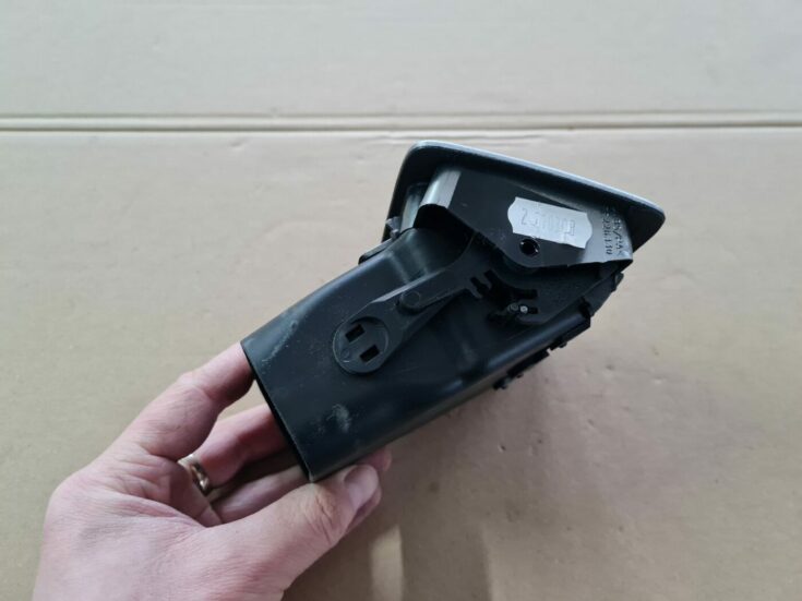 Mērinstrumentu paneļa gaisa vads, pa kreisi priekš PEUGEOT 307 2003
