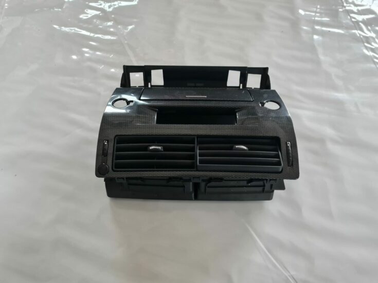 Mērinstrumentu paneļa gaisa vads, centrā priekš CITROEN C4 2006-2