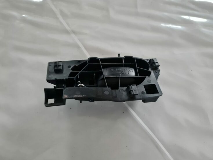 Salona durvju rokturis, priekšējais labais priekš CITROEN C4 2006-2