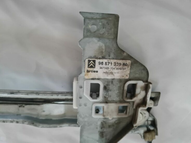Stikla pacelšanas mehānisms priekšējais labais priekš CITROEN C4 2006-2