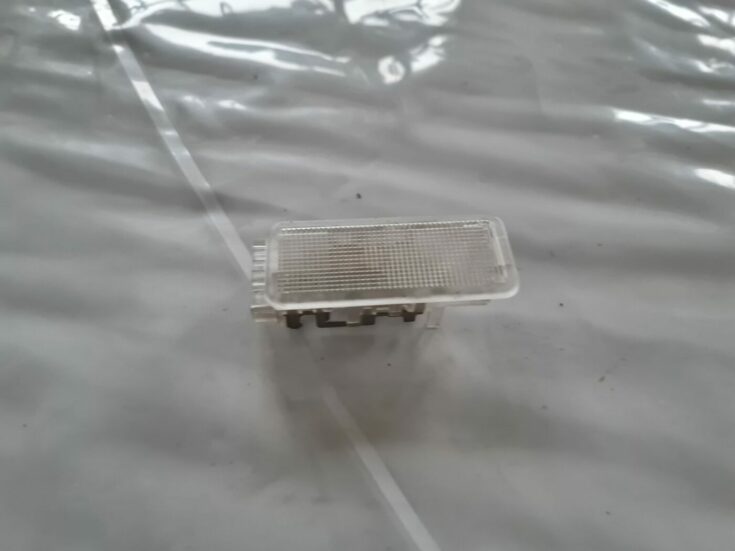 Apgaismojums bagažnieka nodalījuma priekš CITROEN C4 2006-2