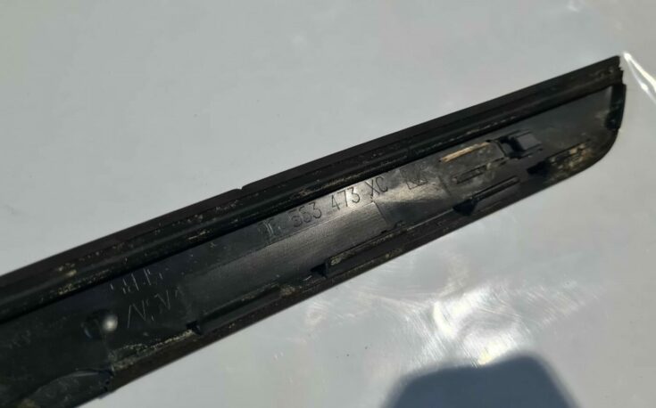 Vējstikla moldings priekš CITROEN C4 2006-2