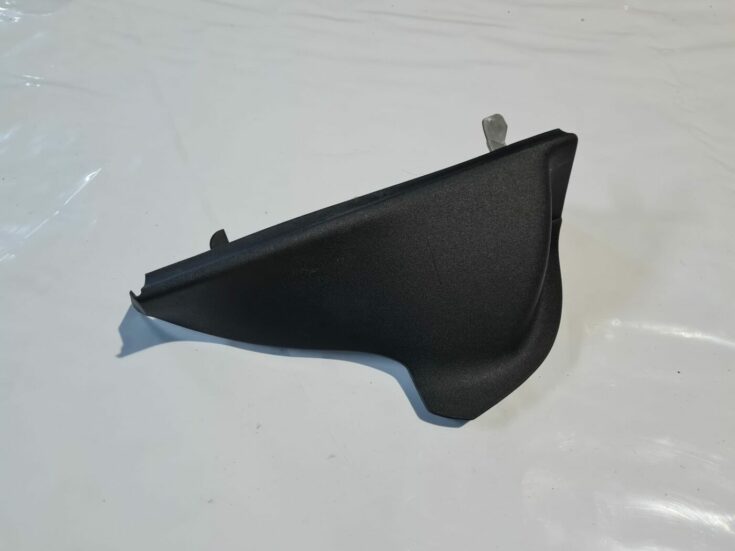 Mērinstrumentu paneļa sānu apdare priekš CITROEN C4 2006-2