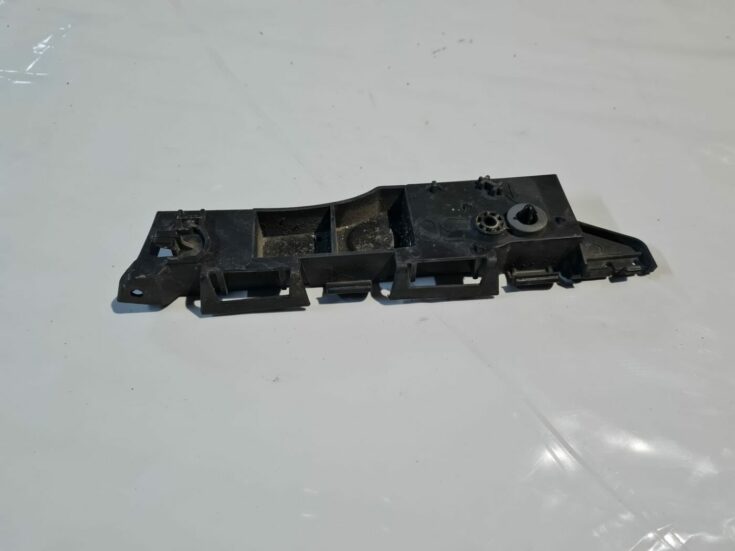 Aizmugurēja bufera kronšteins priekš CITROEN C4 2006-2