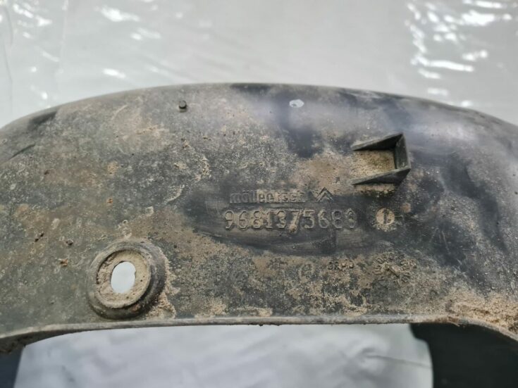 Aizmugurējais kreisais paspārns priekš CITROEN C4 2006-2