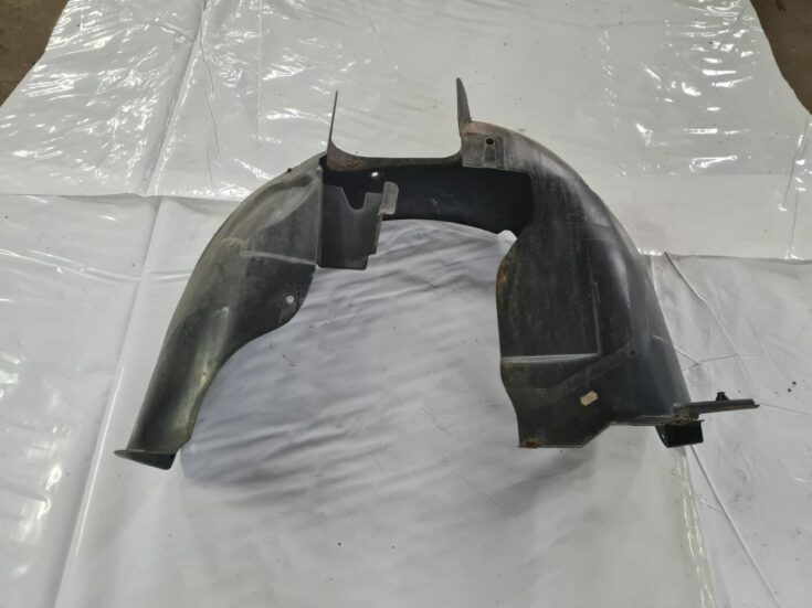 Aizmugurējais kreisais paspārns priekš CITROEN C4 2006-2