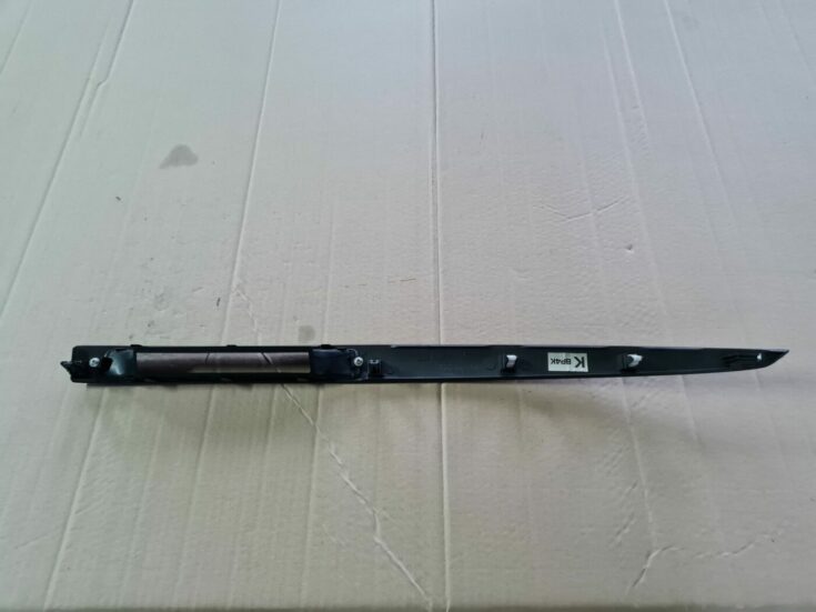 Mērinstrumentu paneļa dekoratīvā uzlika priekš MAZDA 3 2007