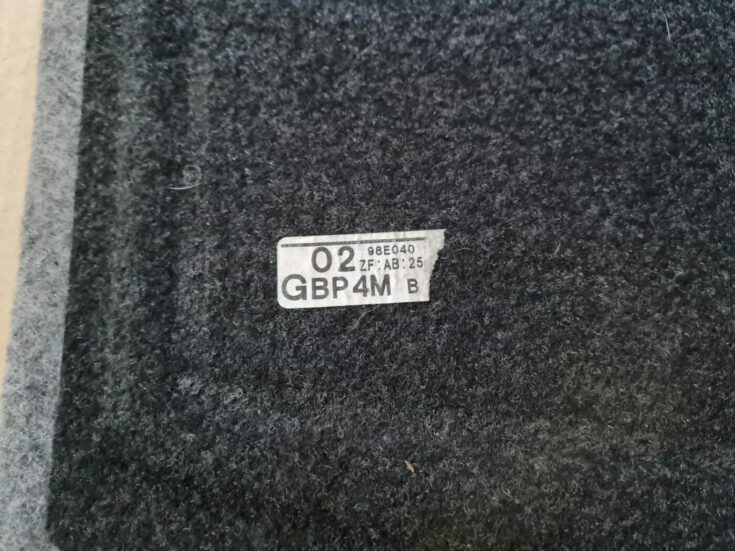 Bagāžnieka grīda priekš MAZDA 3 2007