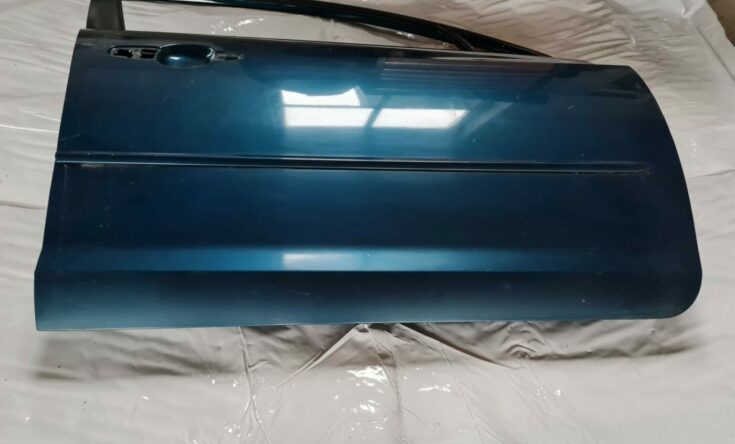Priekšējās labās durvis priekš MAZDA 3 2007