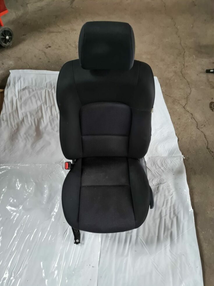 Priekšējais kreisais sēdeklis priekš MAZDA 3 2007