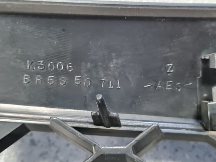 Pārsega reste priekš MAZDA 3 2007
