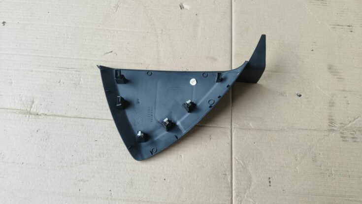 Mērinstrumentu paneļa sānu apdare priekš FORD FOCUS 2016 UNIVERSAL