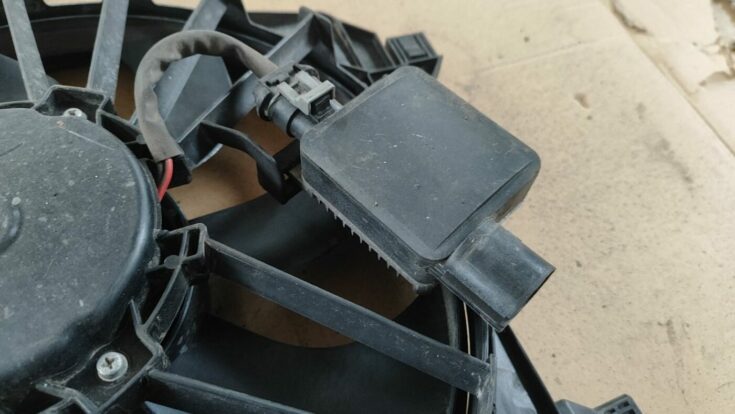 Dzesēšanas radiatora ventilators priekš FORD FOCUS 2016 UNIVERSAL