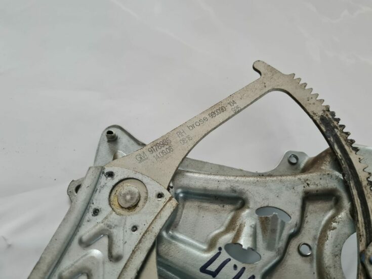 Stikla pacelšanas mehānisms priekšējais labais priekš OPEL VECTRA C 2006