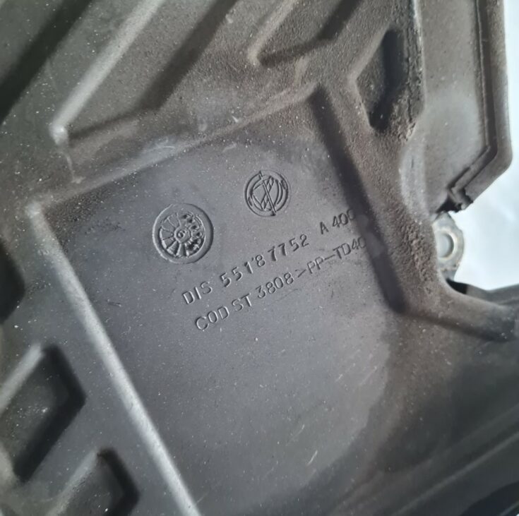 Spriegojuma jostas pārvalks priekš OPEL VECTRA C 2006