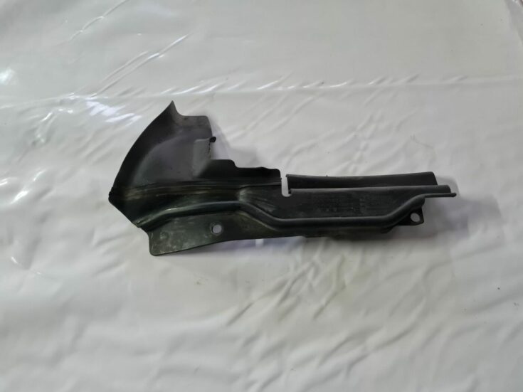 Ieplūdes gaisa deflektors, pa kreisi priekš OPEL VECTRA C 2006