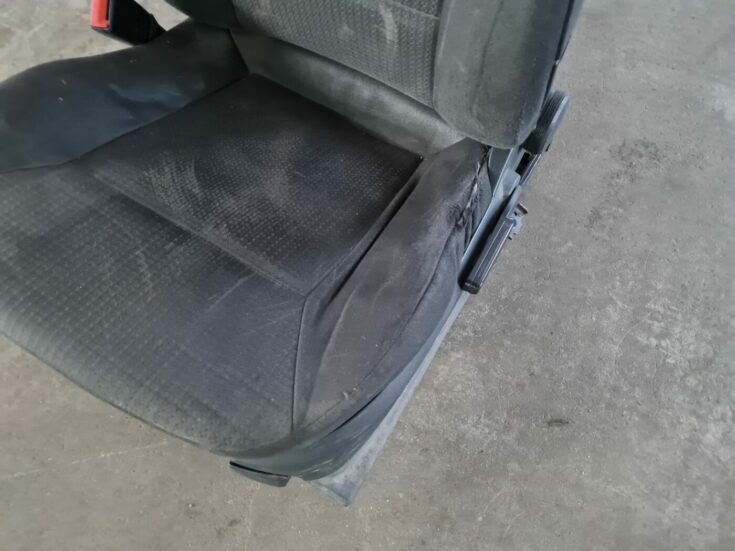 Priekšējais kreisais sēdeklis priekš OPEL VECTRA C 2006